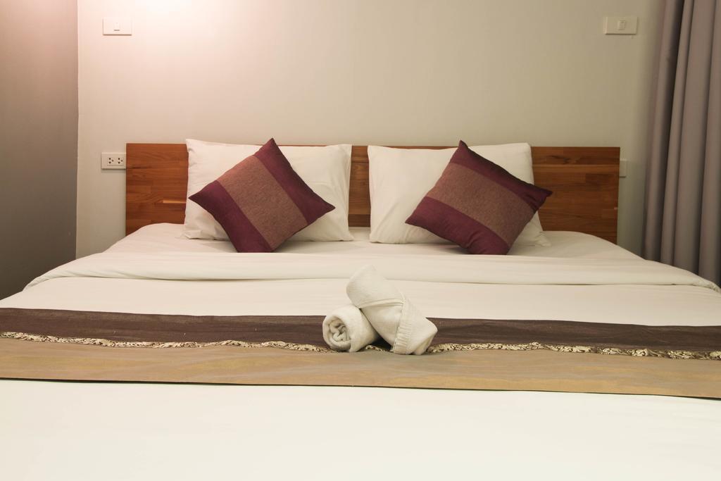 3 Laan House Hotell Chiang Mai Exteriör bild