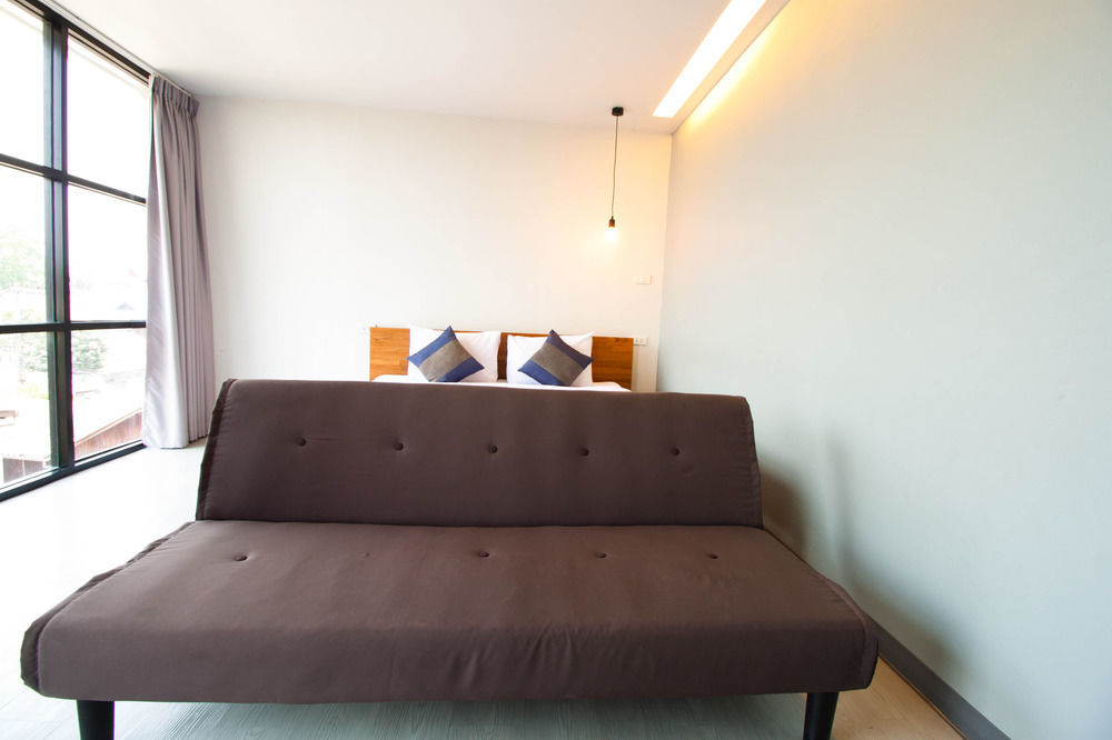 3 Laan House Hotell Chiang Mai Exteriör bild