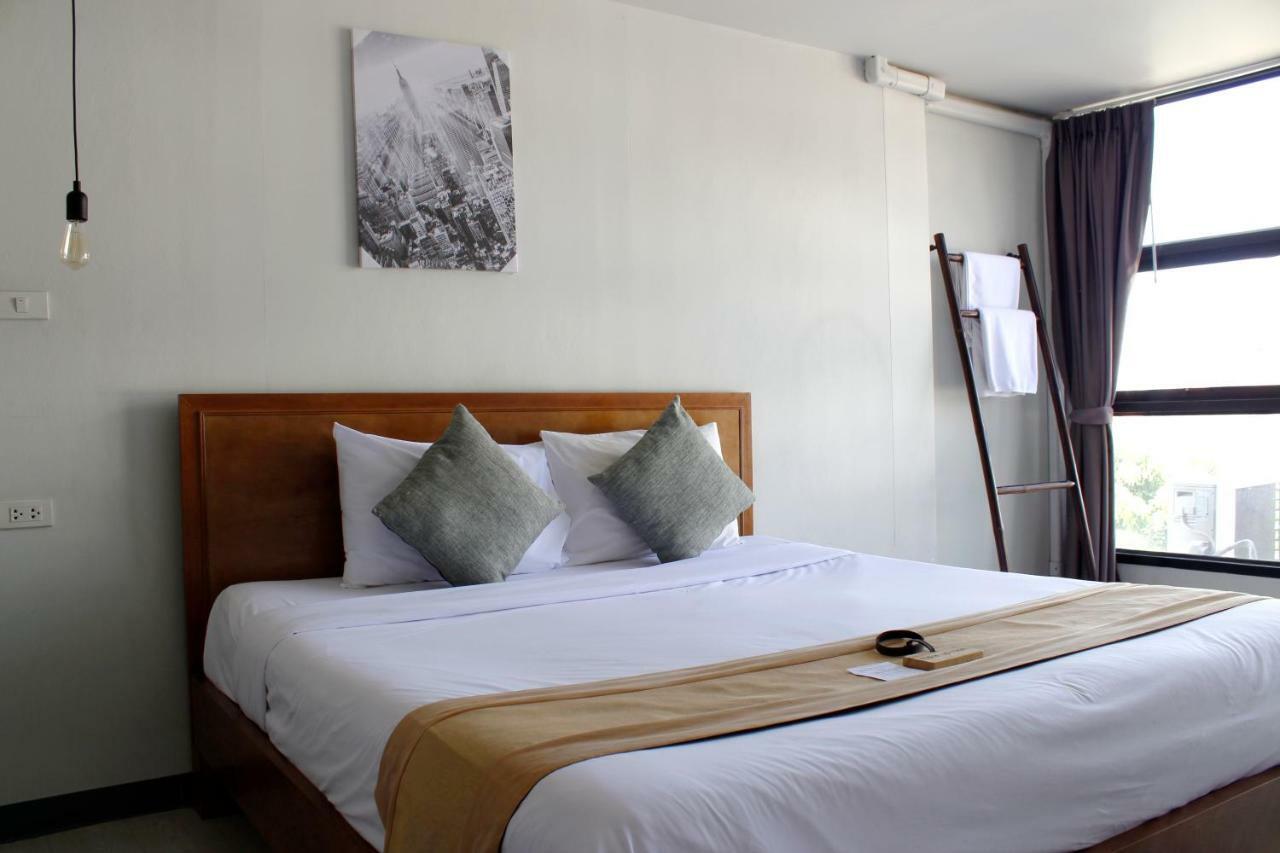 3 Laan House Hotell Chiang Mai Exteriör bild