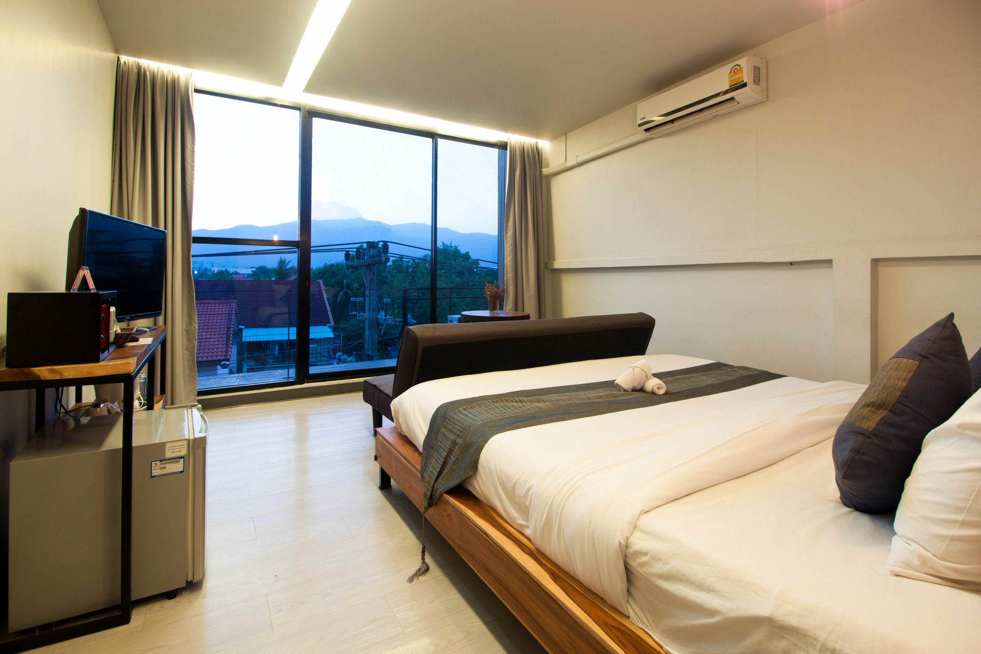 3 Laan House Hotell Chiang Mai Exteriör bild