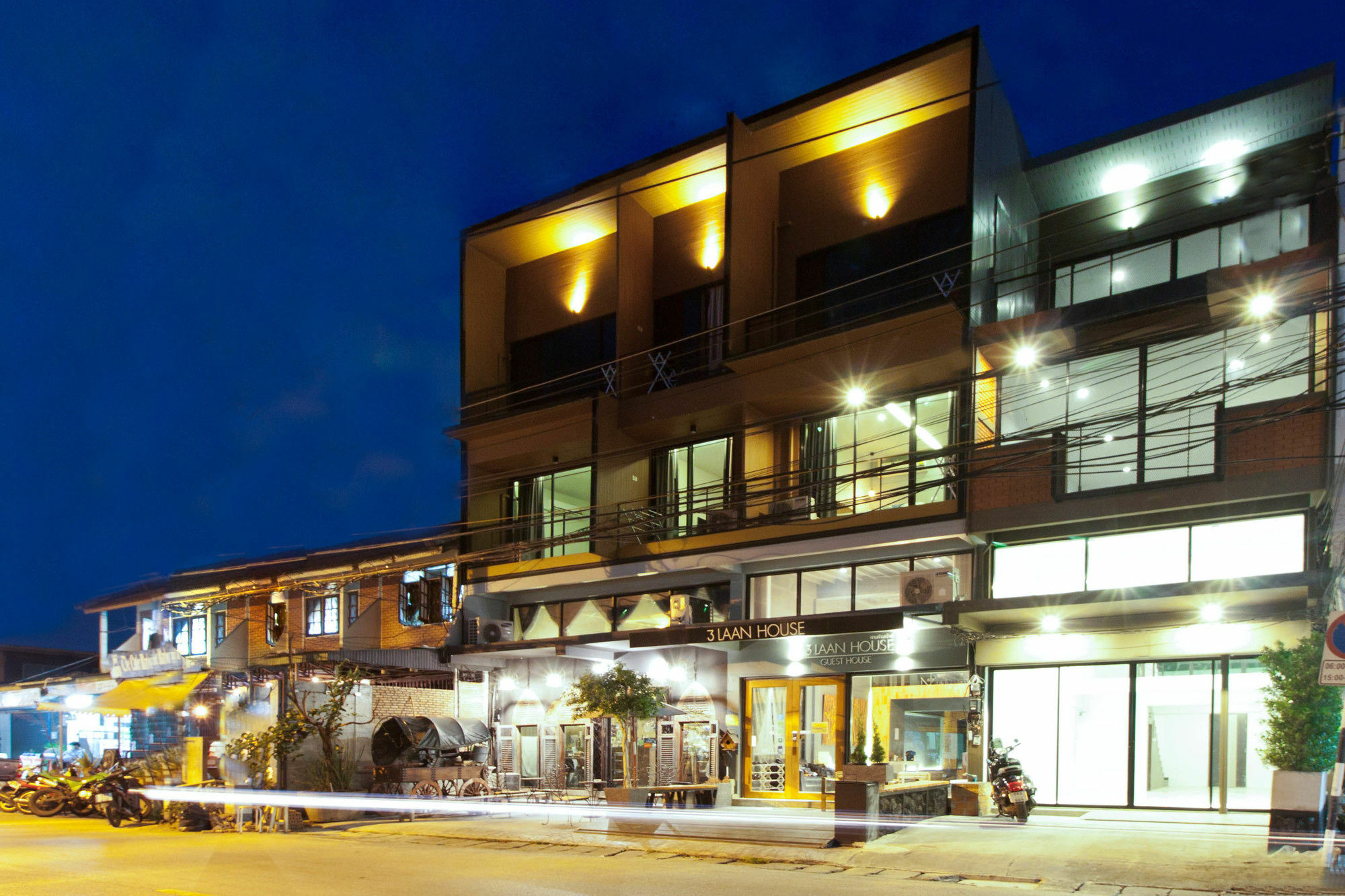3 Laan House Hotell Chiang Mai Exteriör bild